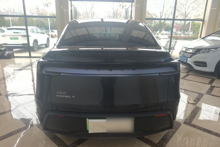 Used Tesla Model Y 2025 Rear-Wheel-Drive Version
