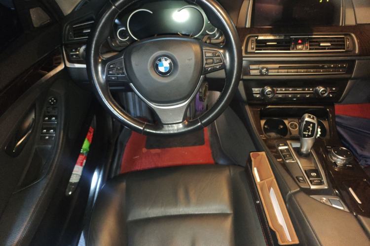 Used BMW 5 Series 2017 528Li Leading Model Steering Wheel