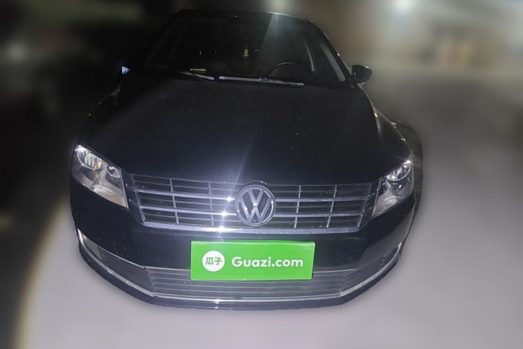 Used Volkswagen Lavida 2015 1.6L Manual Fashion Edition