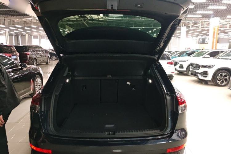 Used Audi Q4 e-tron 2024 40 e-tron Adventure Edition Trunk