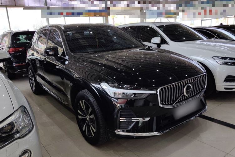 Used Volvo XC60 2023 B5 4x4 Smart Luxury Edition
