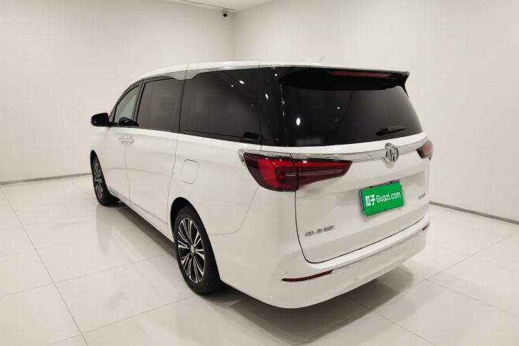 Used Buick GL8 2021 ES Landtrek 653T Luxury Model Exterior 3