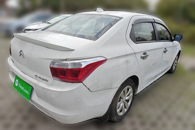 Used Citroen Elysee 2014 1.6L Manual Fashion Model CNG
