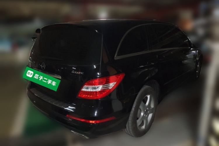 Used Mercedes-Benz R-Class 2015 R 400 4MATIC Business Model
