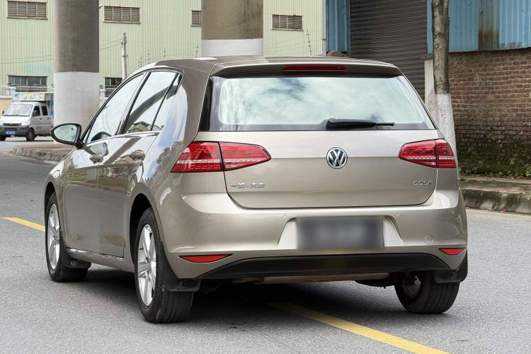 Used Volkswagen Golf 2016 1.6L Automatic Comfort Model
