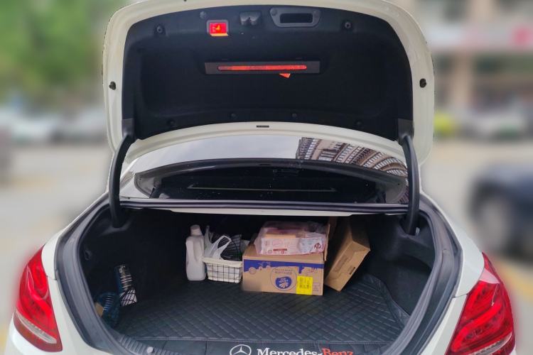 Used Mercedes-Benz C-Class 2018 C 180 L Fashion Edition Sport Version Trunk