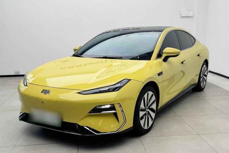 Used Geely Galaxy E8 2024 665 km Range Rear-Drive Starship Long-Range Version