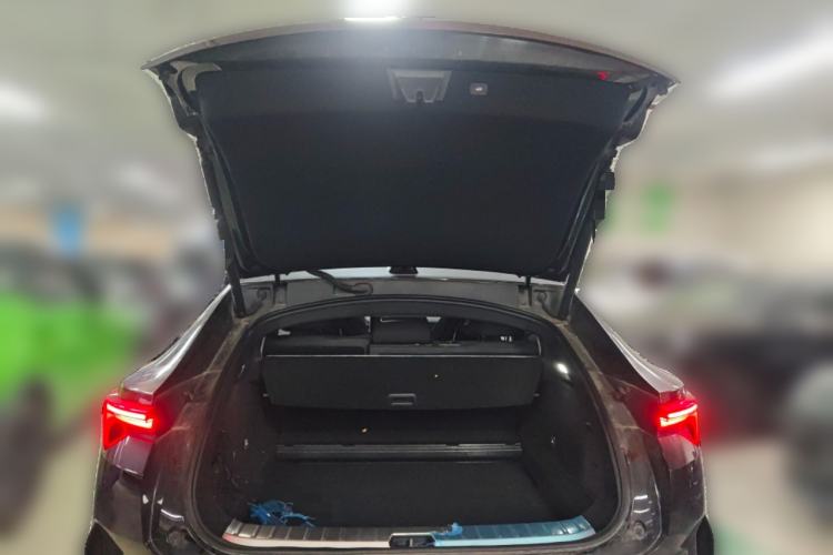 Used Polestar 4  Trunk