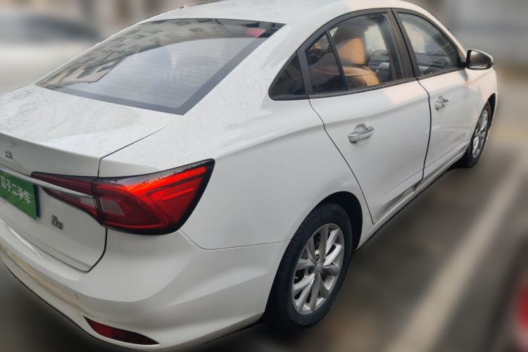 Used Roewe i5 2019 1.5L Manual 4G Connect Luxury Edition