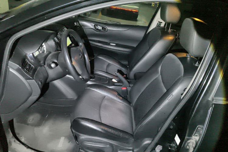 Used Nissan Tiida 2011 1.6L CVT Smart Version Left Front Seat