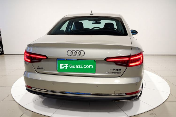 Used Audi A4L 2019 40 TFSI Ambition China VI
