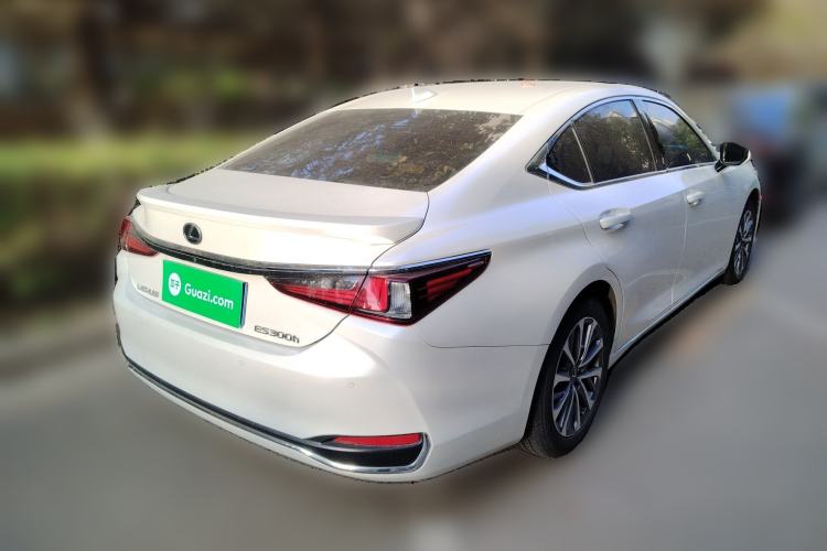 Used Lexus ES 2022 300h Excellence Edition