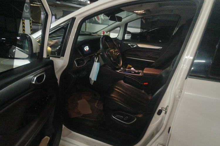 Used GAC Trumpchi M6 2021 PRO 270T DCT Luxury Edition
