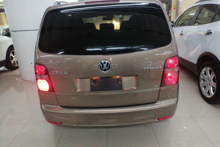 Used Volkswagen Touran 2015 1.4T DSG Comfort Edition 5 Seats