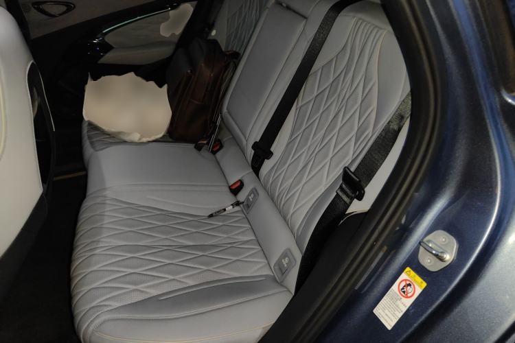 Used BYD Seal 2022 550 km Standard Range Rear-Wheel Drive Prestige Version
