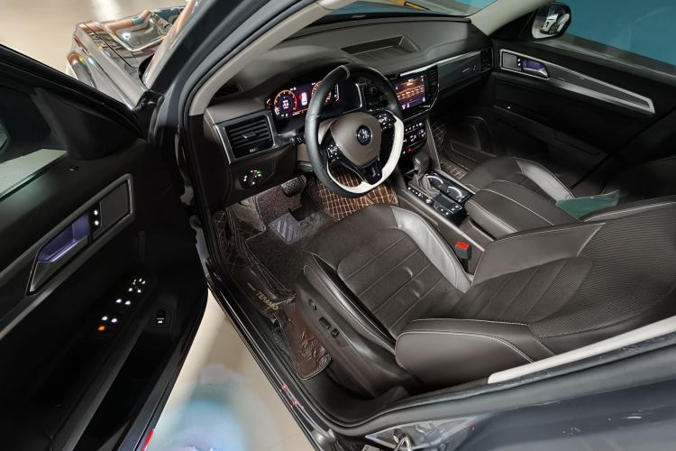 Used Volkswagen Teramont 2020 330TSI Two-Wheel-Drive Luxury Edition China VI Standard
