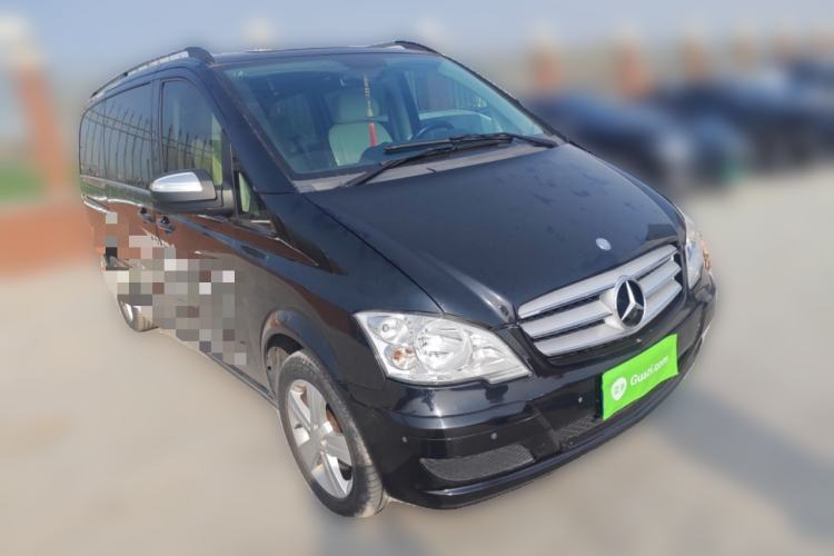 Used Mercedes-Benz Viano 2013 3.0L Comfort Edition Front Right 45 Deg