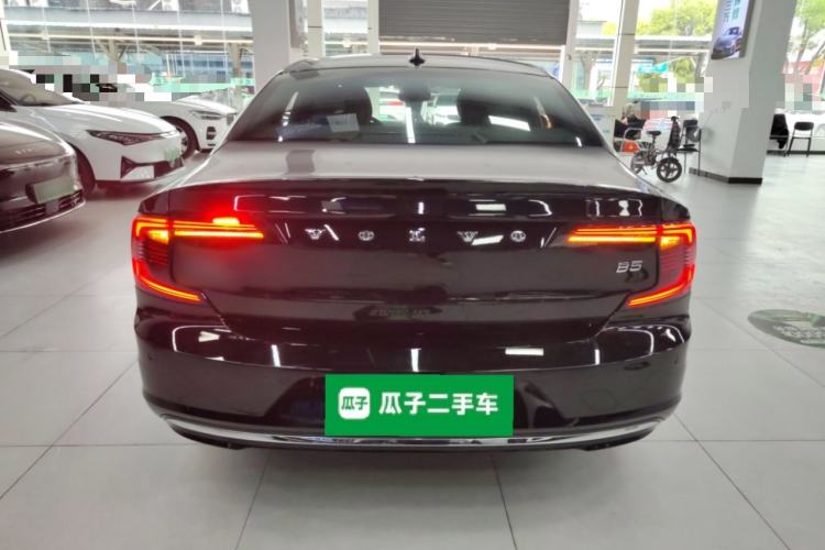 Used Volvo S90 2024 B5 Zhiyi Luxury Edition
