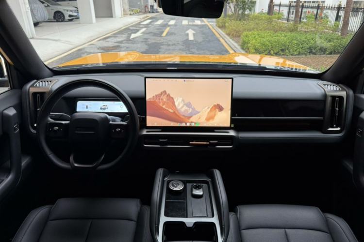 Used Chery Fulwin X3L 2025 Model 205 All-Wheel Drive High-Energy Edition Interior 2