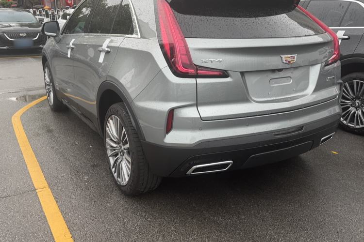 Used Cadillac XT4 2024 28T Two-Wheel-Drive Prestige Version Exterior 4