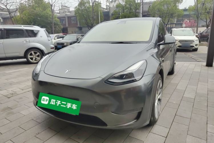 Used Tesla Model Y 2021 Long-Range All-Wheel-Drive Version
