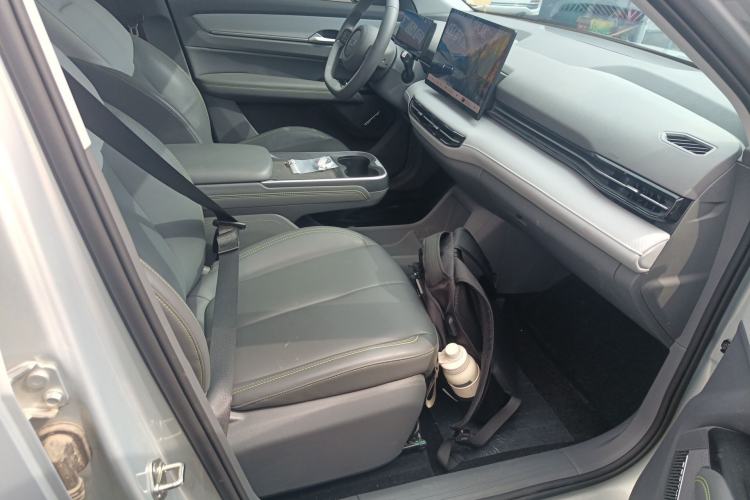 Used Bestune Yueyi 03 2025 445km Joyful Edition Right Front Seat