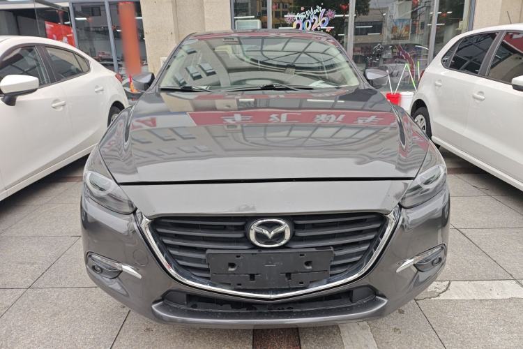Used Mazda 3 Axela 2017 Sedan 1.5L Automatic Luxury Model Emission Standard China V Front