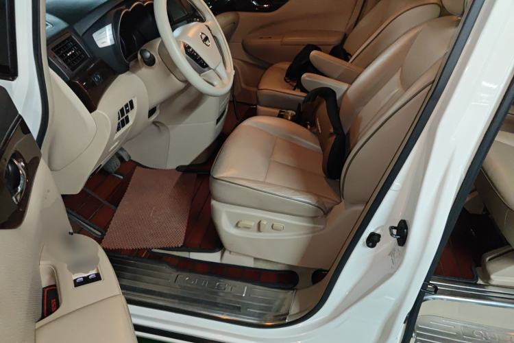 Used Nissan Quest 2015 3.5L SL Driver Seat