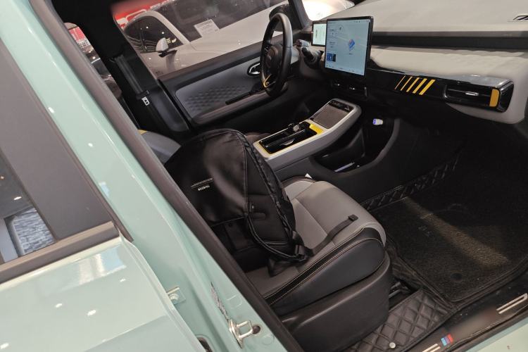 Used AION Y 2022 70 Tech Edition Lithium Iron Phosphate
