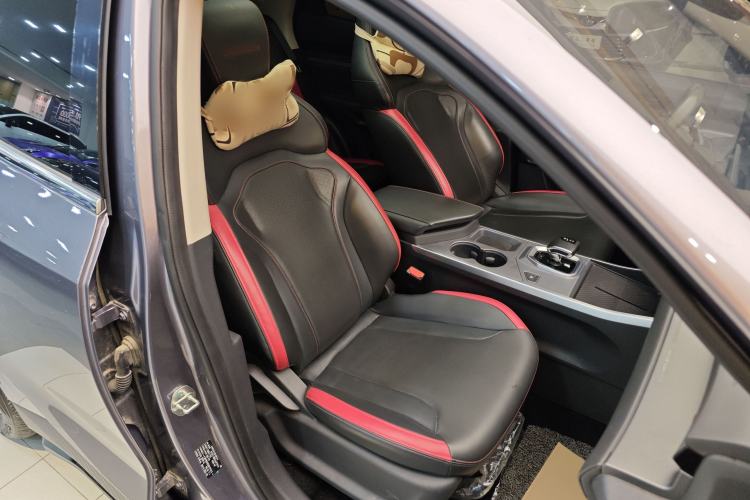 Used JETOUR Dashing 2024 1.5T DCT Starlight Shine Pro Edition
