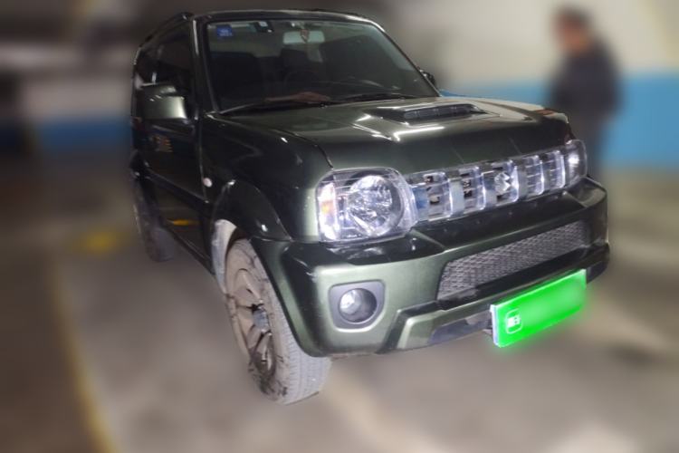 Used Suzuki Jimny 2015 1.3 AT JLX Front Right 45 Deg