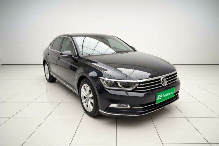 Used Volkswagen Magotan 2017 330TSI DSG Luxury Model
