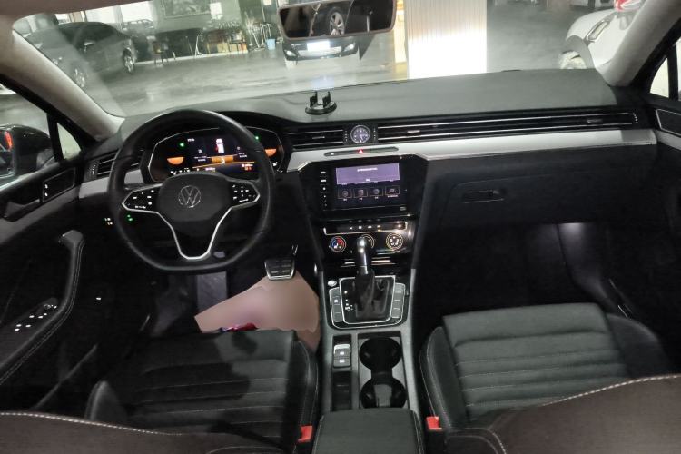 Used Volkswagen Magotan 2025 Zhongxiang Version 280TSI DSG Comfort Edition
