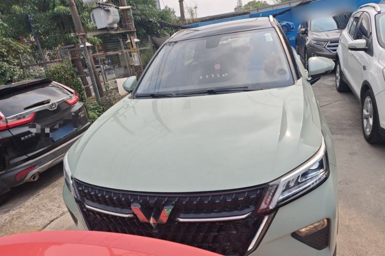 Used Wuling Asta 2021 1.5T CVT Starlight Edition Front