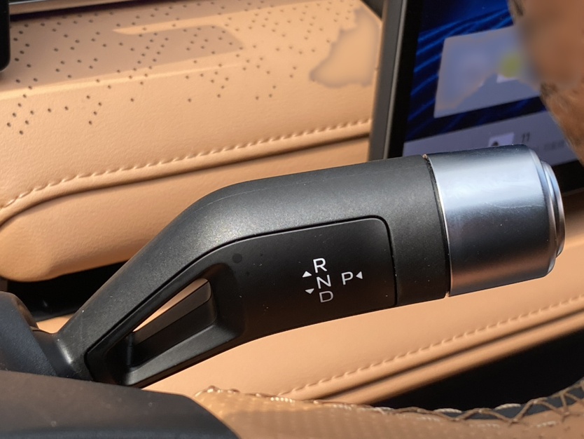 Geely Galaxy 8 2025 130km EM-P Starship Edition — снимка 17