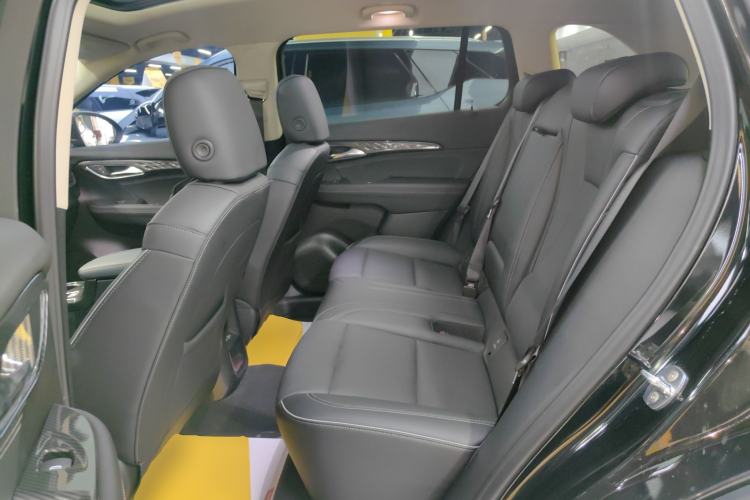 Used Buick Envision 2023 Encore Plus 652T Five-Seat All-Wheel-Drive Luxury Model
