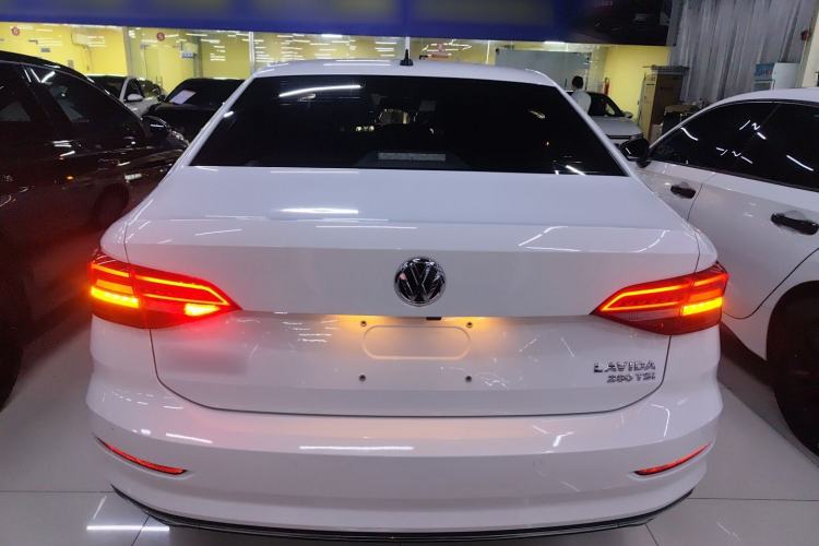 Used Volkswagen Lavida 2019 280TSI DSG Comfort Edition China VI standard Rear
