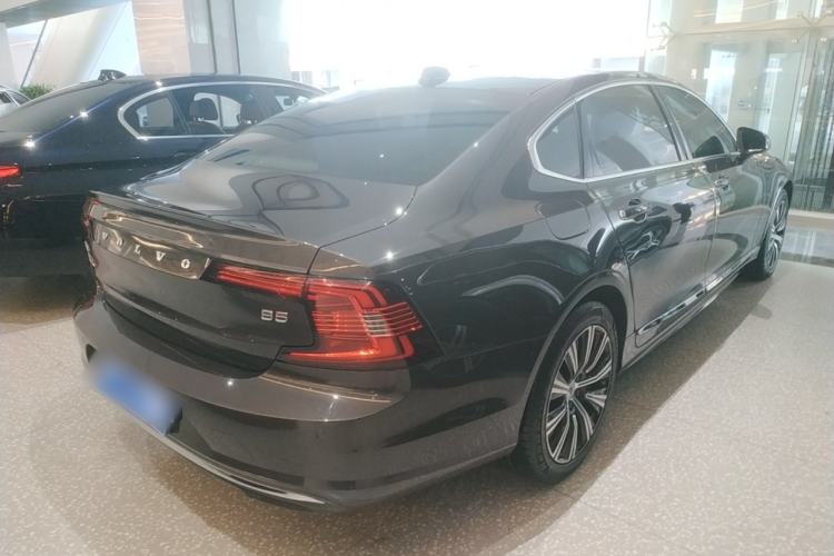 Used Volvo S90 2022 B5 Zhiyi Luxury Edition