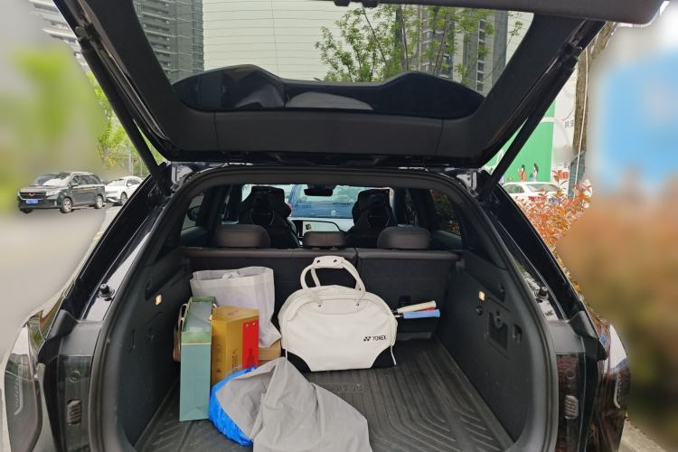 Used Hongqi Tiangong 08 2025 730 Max Rear-Drive Version Trunk