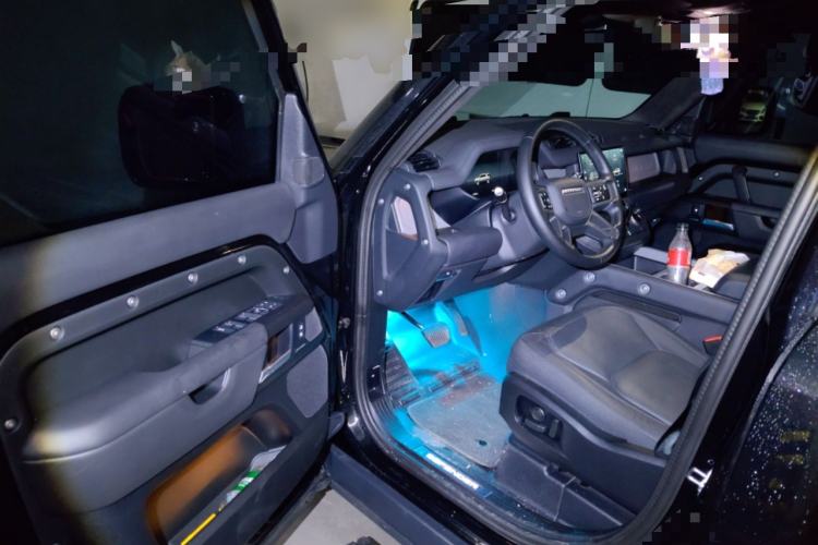 Used Land Rover Defender 2025 110 3.0T P400 X-Dynamic SE Driver Seat