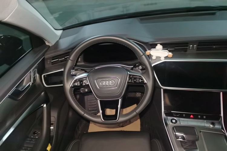 Used Audi A6L 2023 Revised 45 TFSI Prestige Elegant Edition
