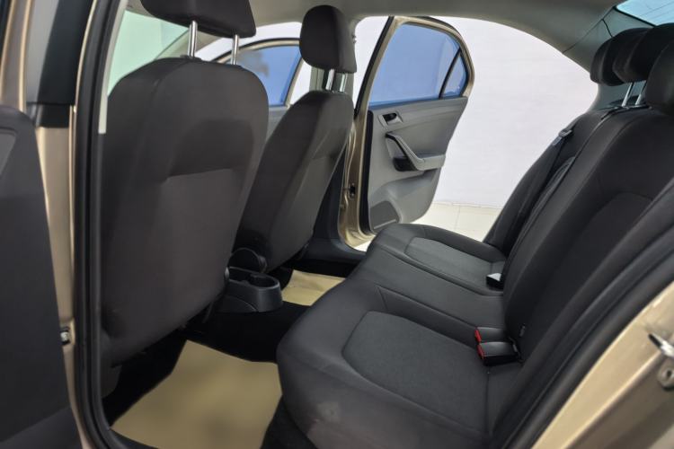 Used Volkswagen Jetta 2017 1.5L Manual Fashion Edition
