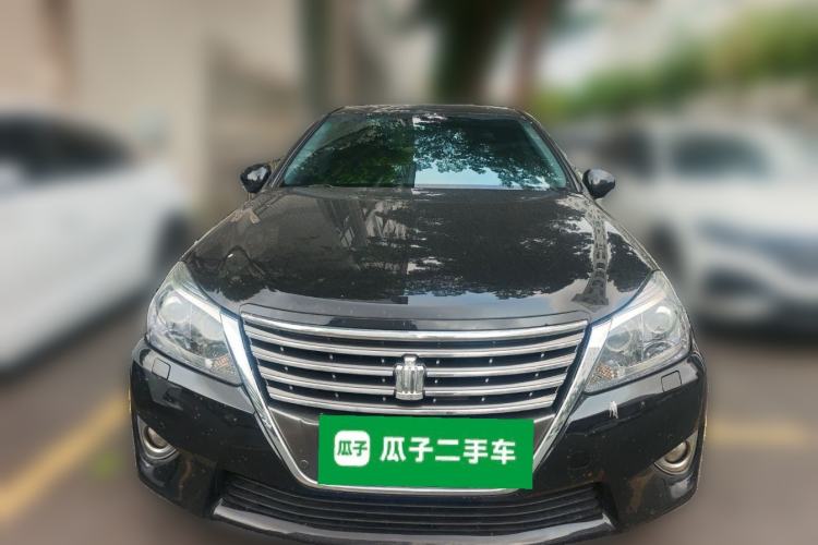 Used Toyota Crown 2012 2.5L Royal Leather Edition Front