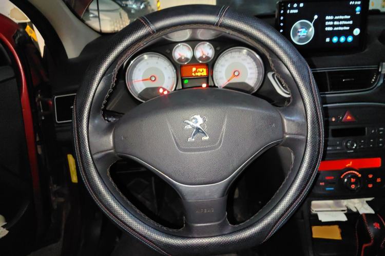 Used Peugeot 308 2014 Enjoyment Edition Classic 1.6L Automatic Fashion Model Steering Wheel