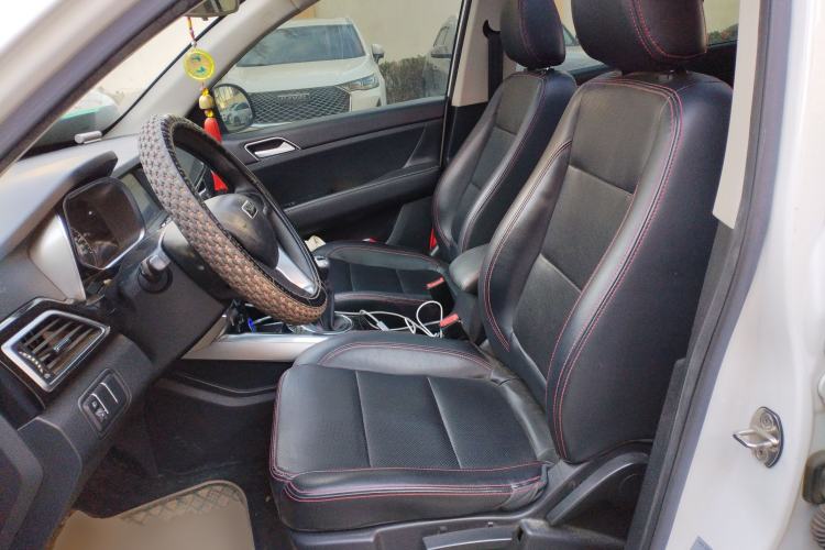 Used Zotye Domy X5 2017 Classic Edition 1.6L Manual Elite Model
