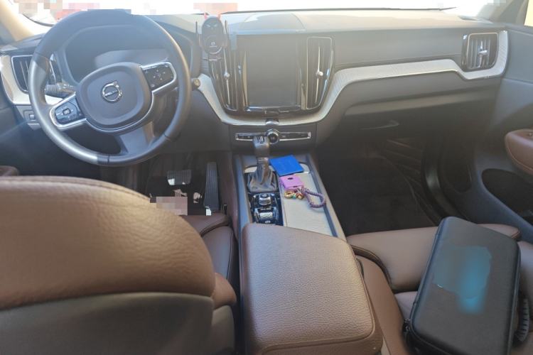 Used Volvo XC60 2020 T5 4x4 Smart Luxury Edition