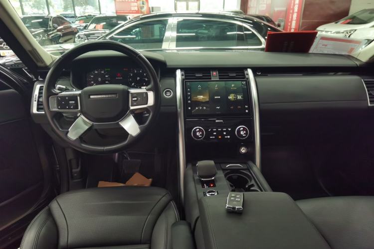 Used Land Rover Discovery 2021 300PS S
