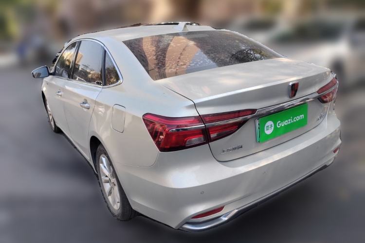 Used Roewe i6 New Energy 2017 45T Hybrid Connect & Smart Enjoyment Edition
