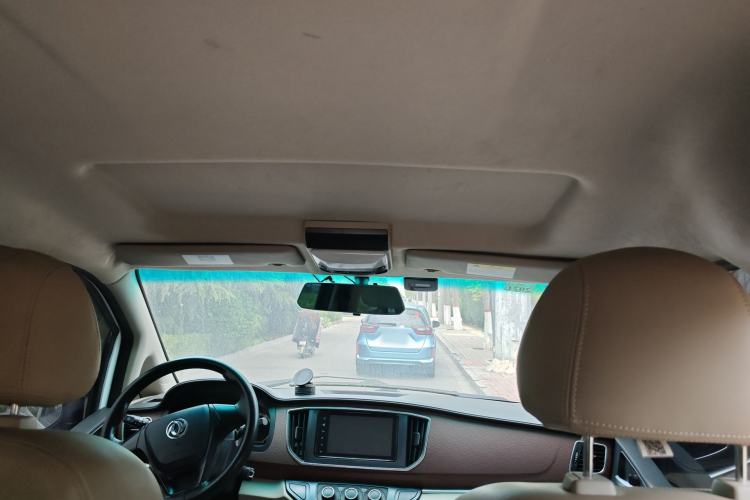 Used FORTHING Lingzhi 2019 M5L 1.6L 7-Seater Luxury Model China VI Standard Headliner