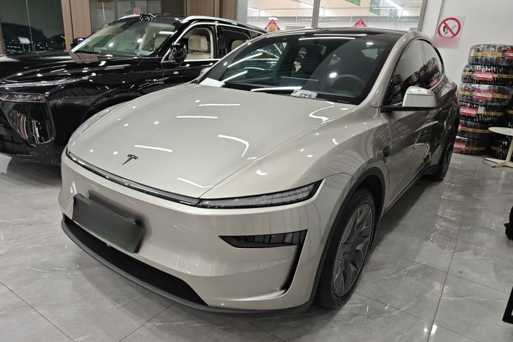 Used Tesla Model Y L 2025 Model Long-Range All-Wheel-Drive Version